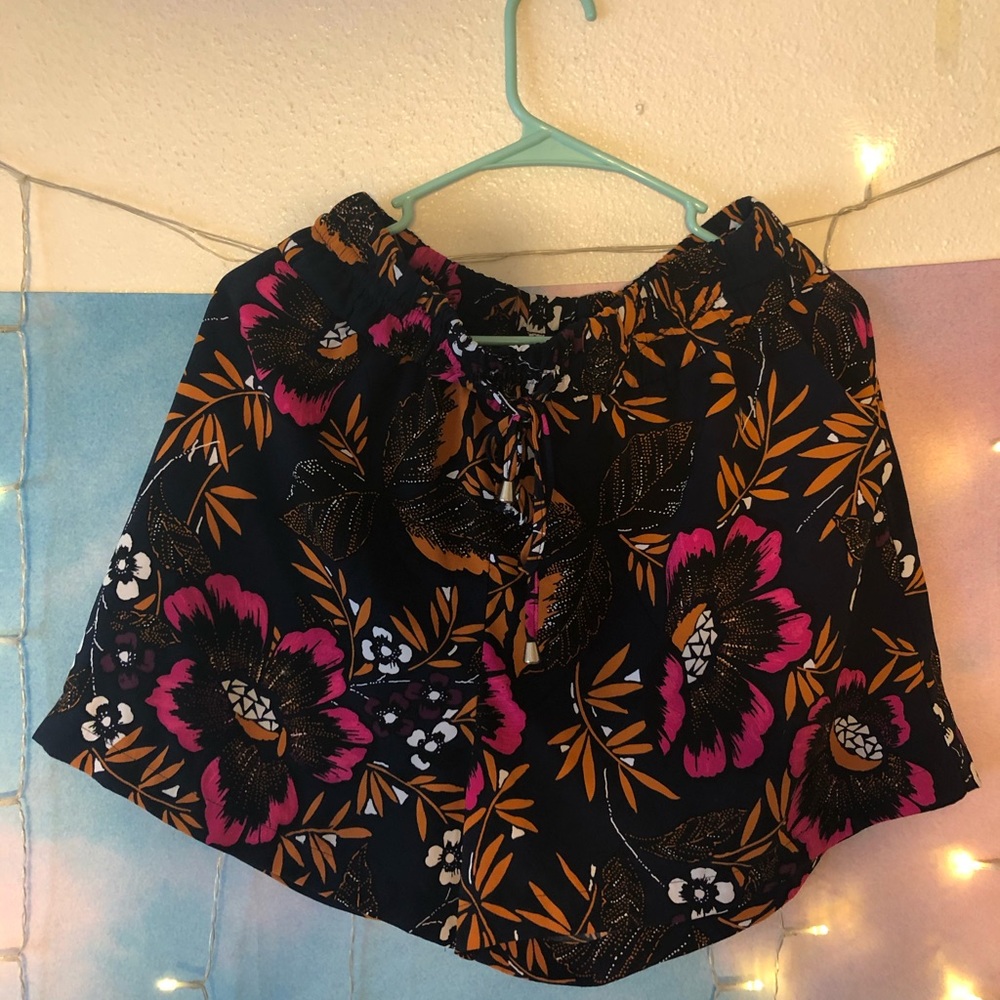 A New Day XL Cute Floral High Rise Shorts